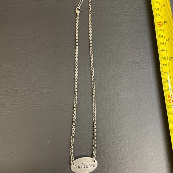 Cynthia Garrett Silver-Tone Chain Link Believe Charm Pendant Necklace 19"  NWOT - Picture 3 of 4